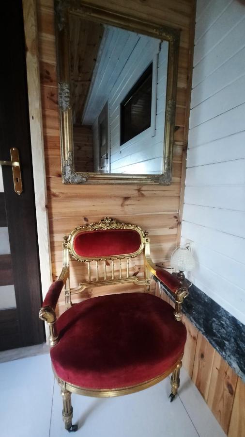 Domki Nad Jeziorem Półwysep SURYTY Exterior foto