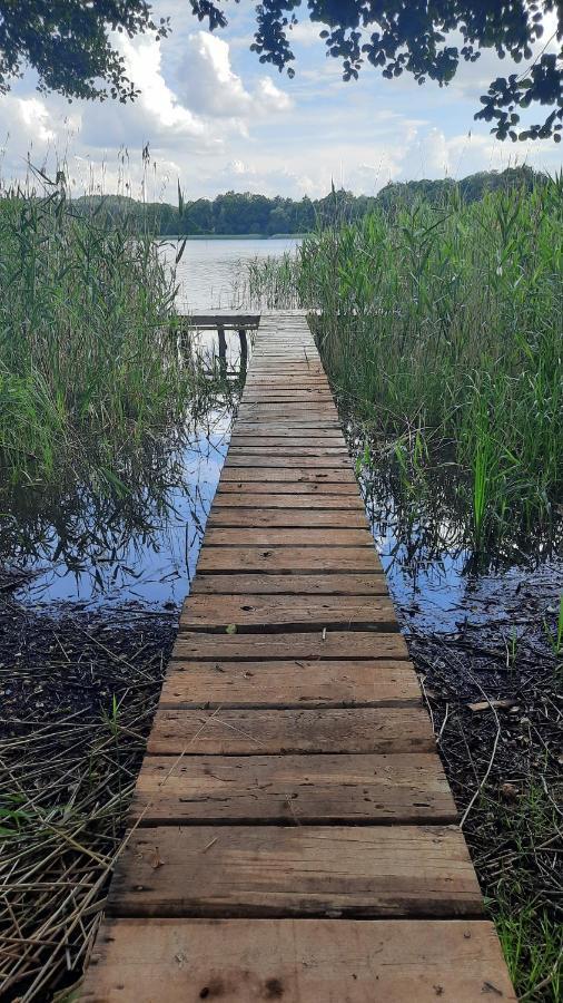 Domki Nad Jeziorem Półwysep SURYTY Exterior foto